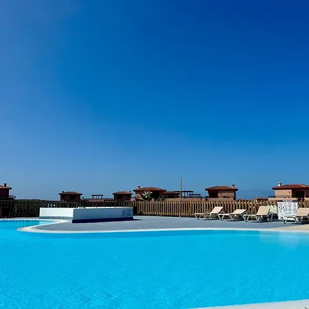 Kandooma Tatil Evi